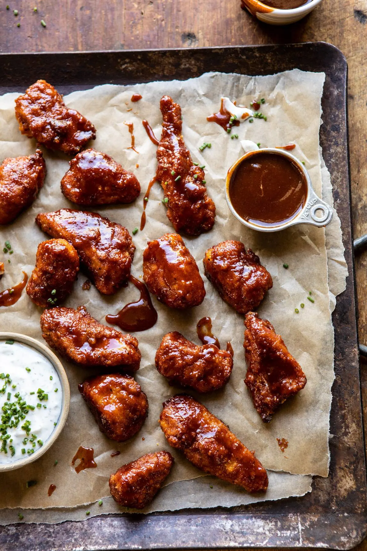 boneless-honey-bbq-chicken-wings-with-spicy-ranch