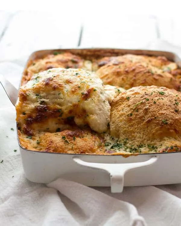 extra-cheesy-classic-homemade-lasagna.