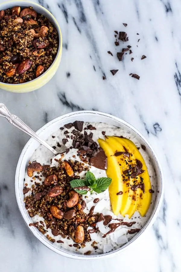 coconut-banana-oats-bowl-with-crunchy-black-sesame-quinoa-cereal-mango
