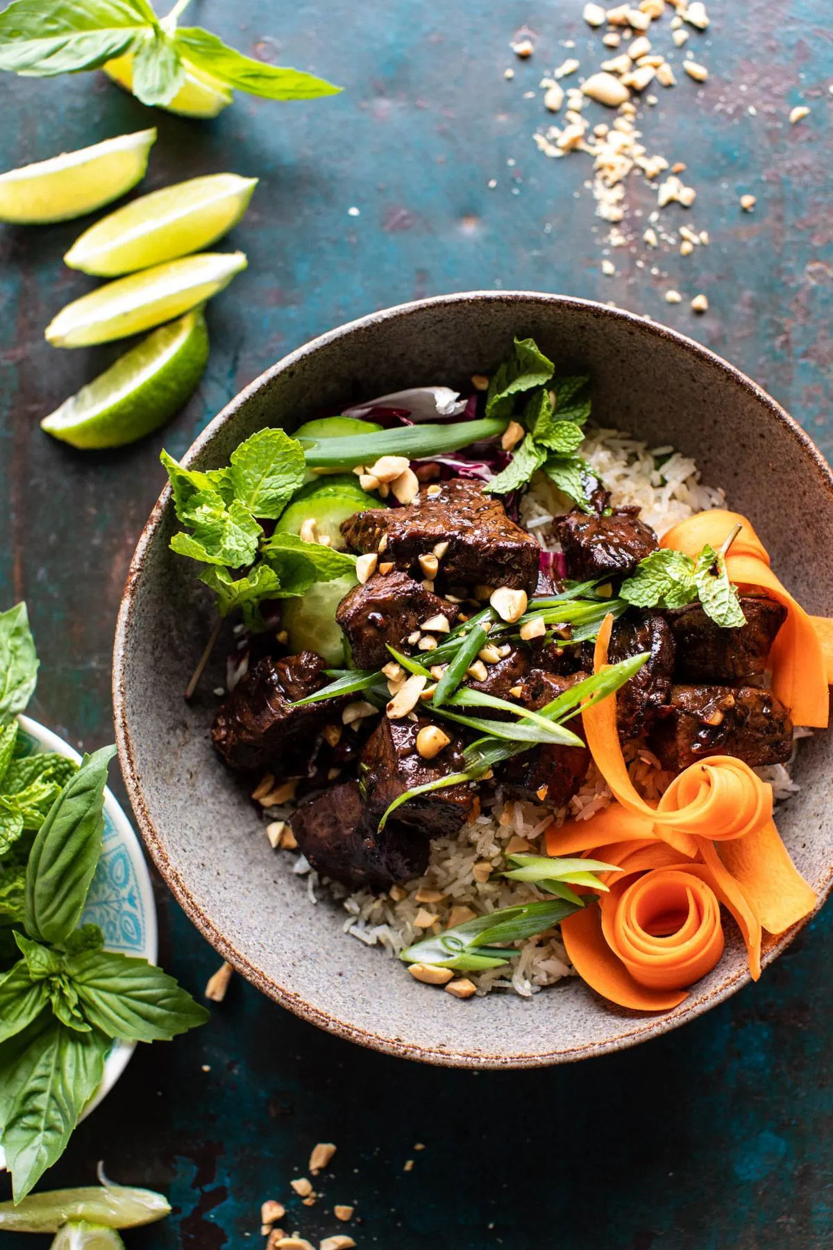 30-minute-vietnamese-beef-and-crispy-rice-bowl.