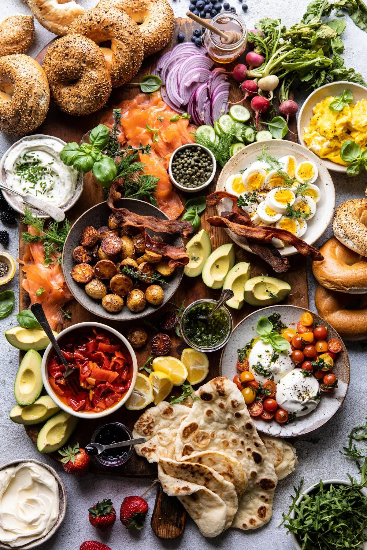 ultimate-spring-brunch-board.