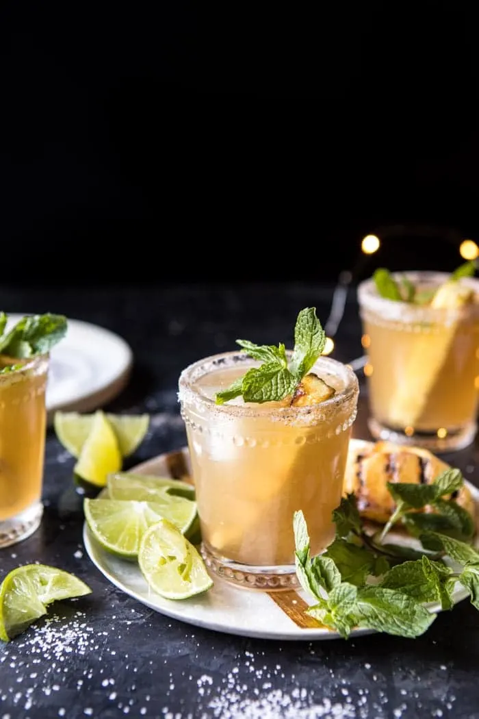 pineapple-margarita-sparklers