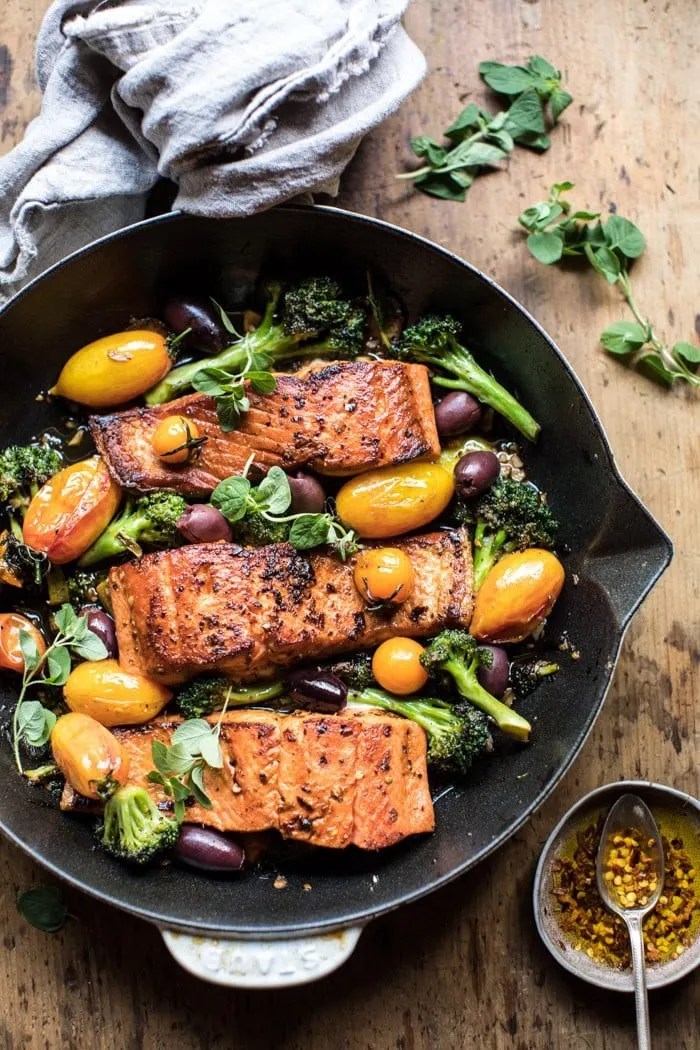 sicilian-style-salmon-with-garlic-broccoli-and-tomatoes