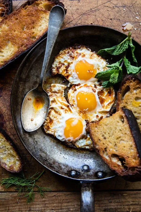 spicy-moroccan-fried-eggs
