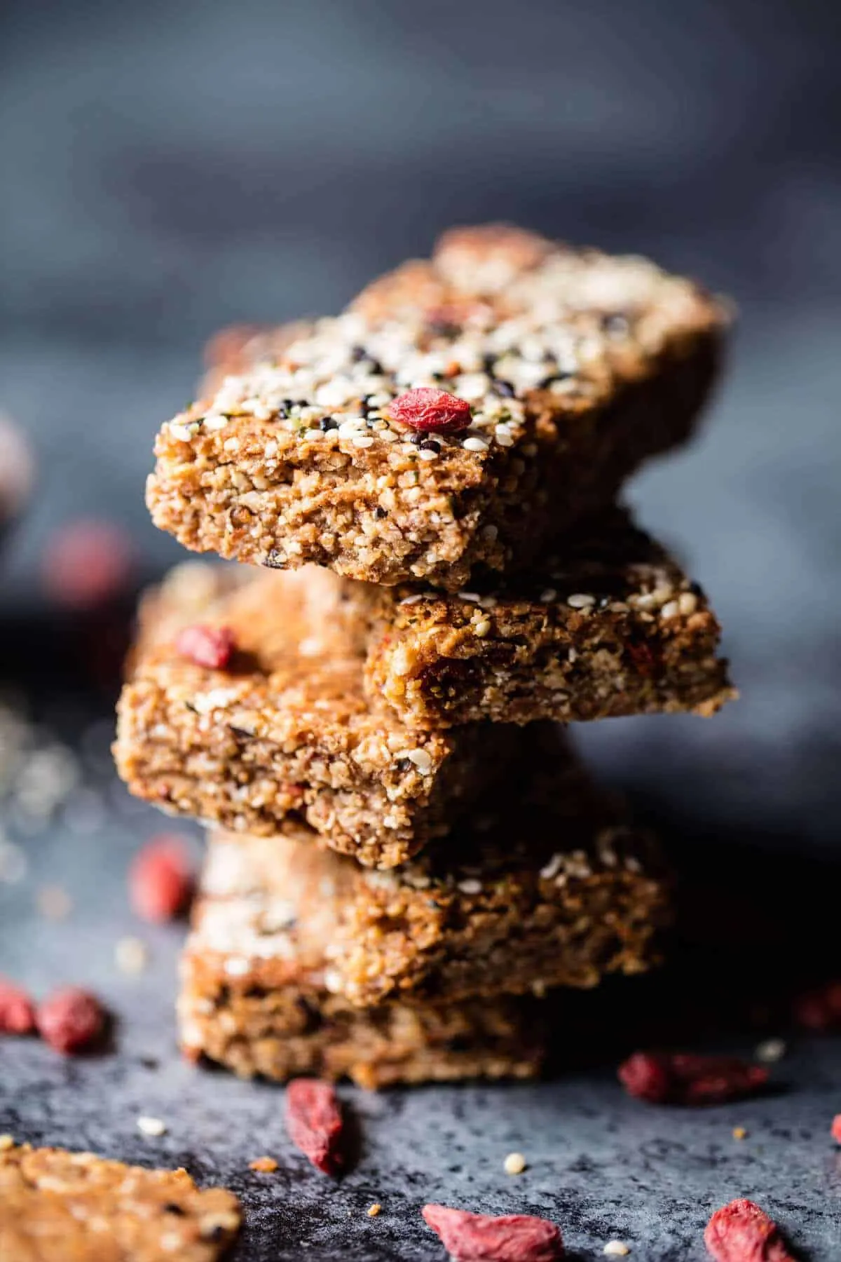 superfood-cashew-goji-berry-bars.