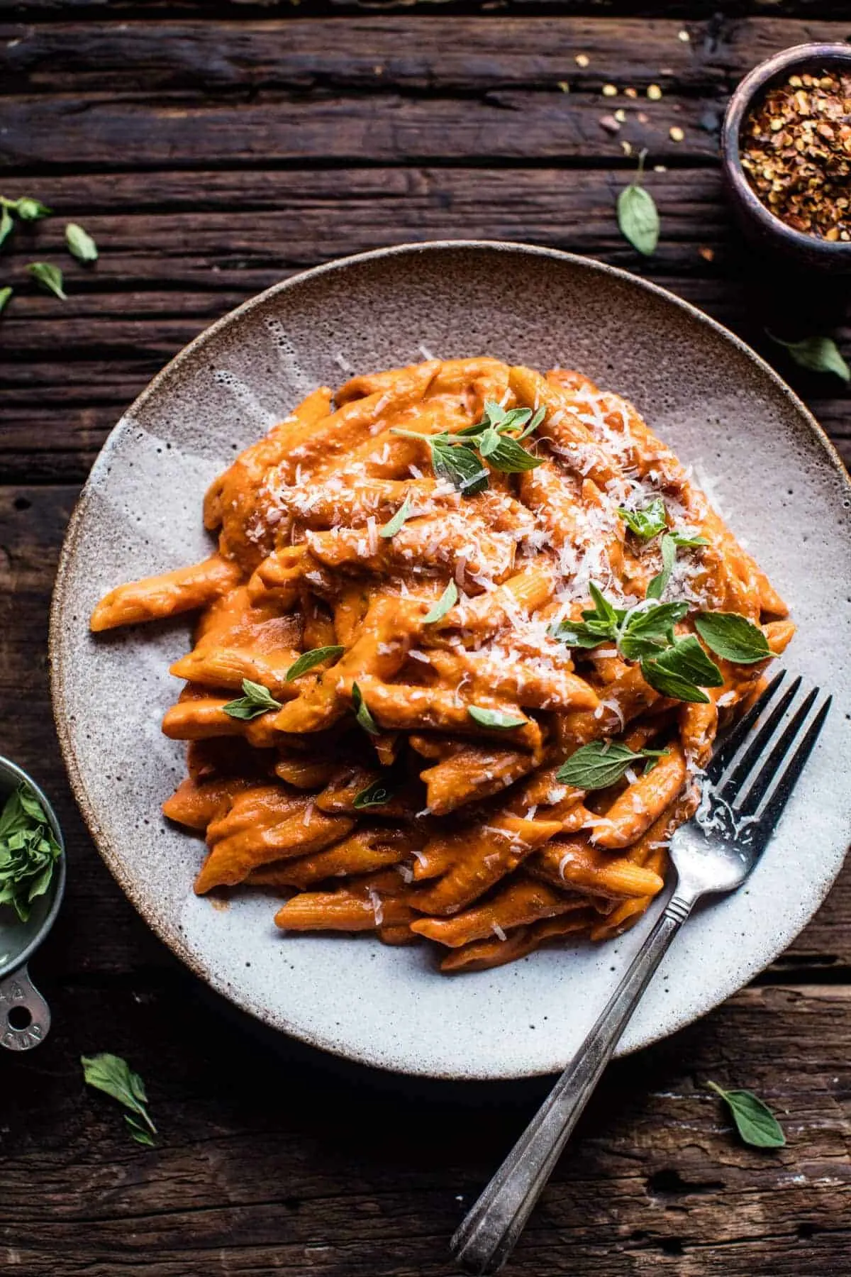 crockpot-sun-dried-tomato-penne-alla-vodka.