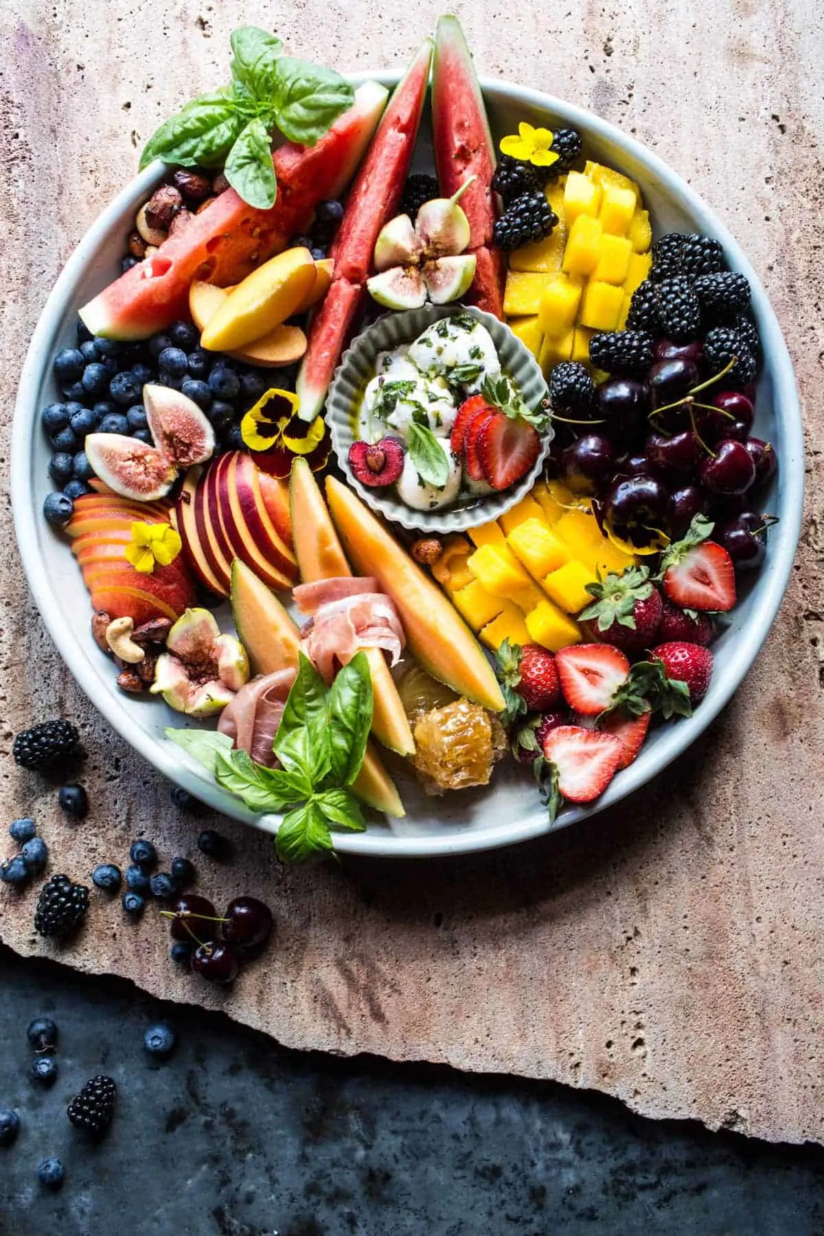 summer-fruit-plate.