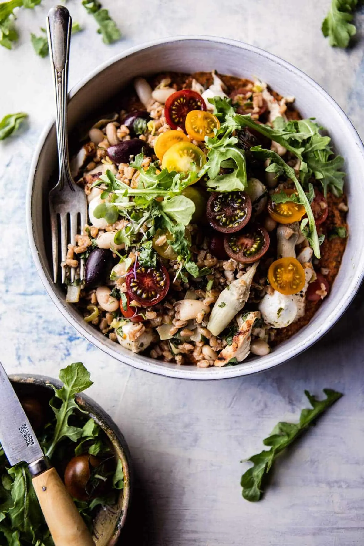 mediterranean-chicken-and-farro-salad.