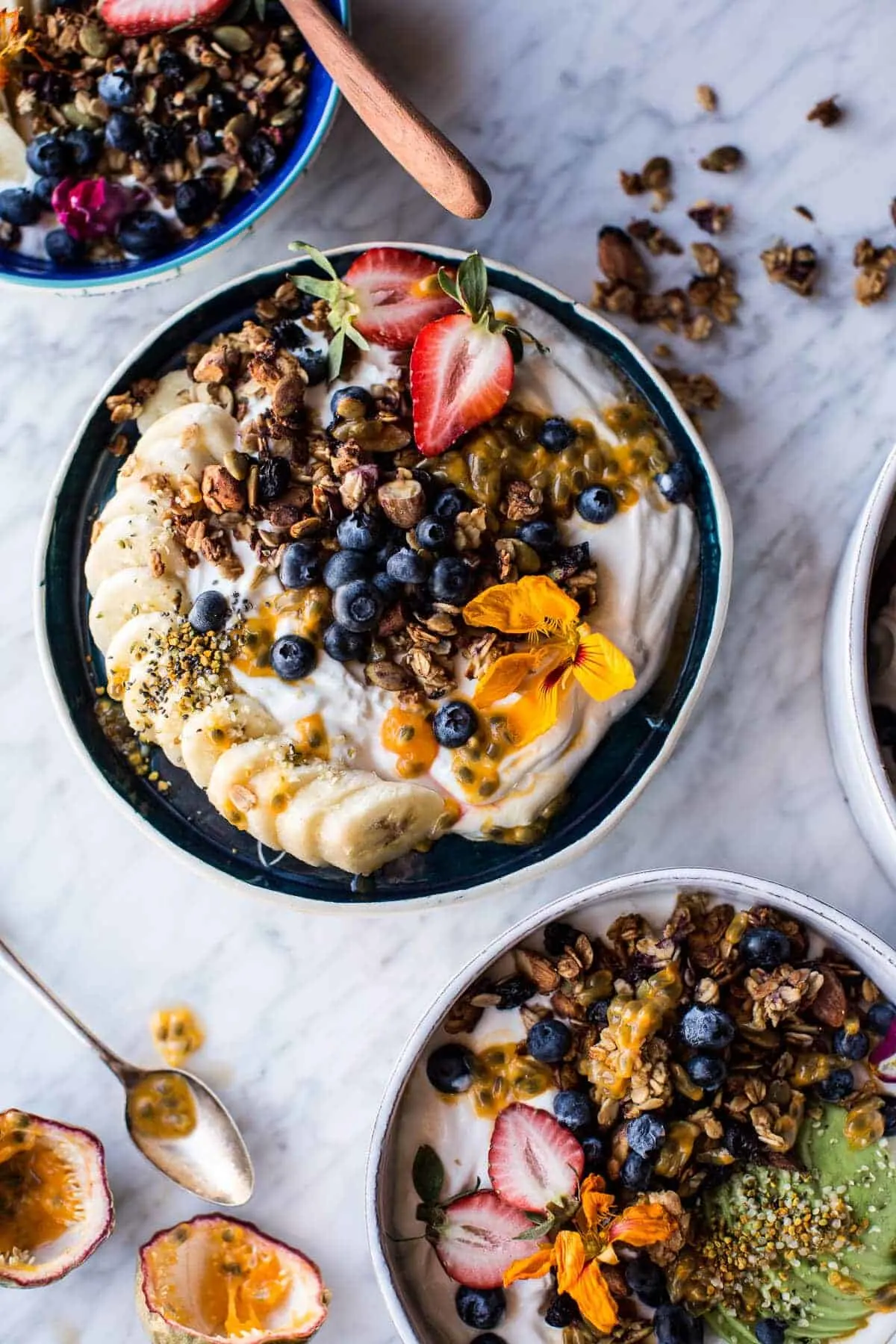 blueberry-muffin-granola-greek-yogurt-breakfast-bowl.