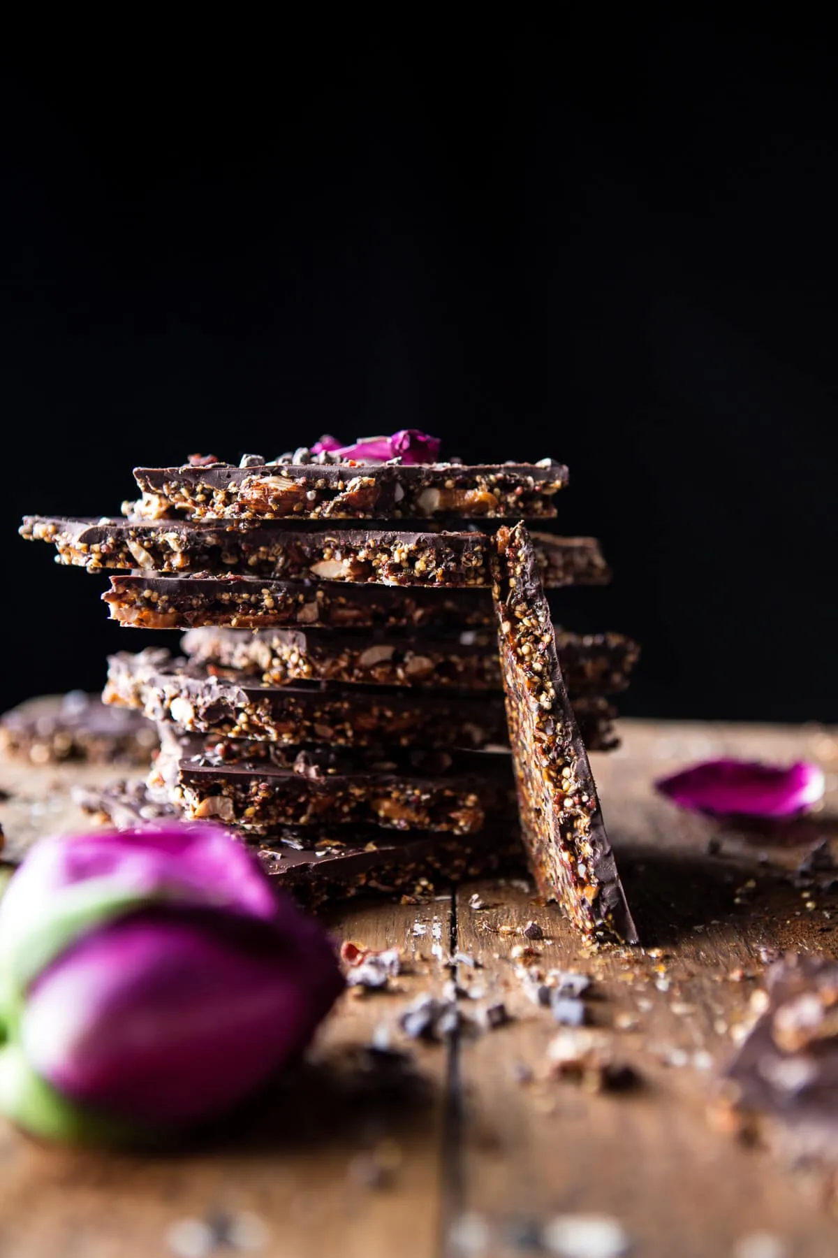 superfood-chocolate-quinoa-bark.