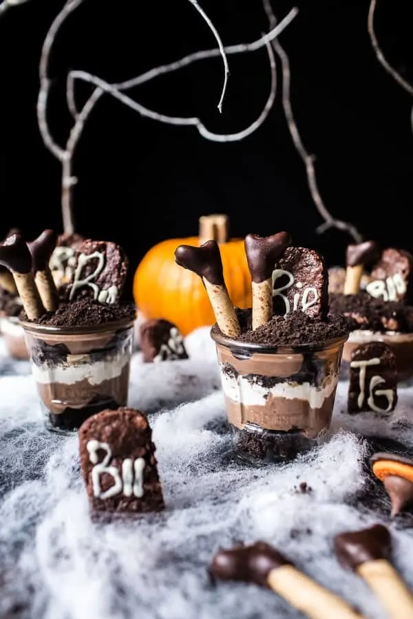 deathly-chocolate-graveyard-cakes...witches-beware.