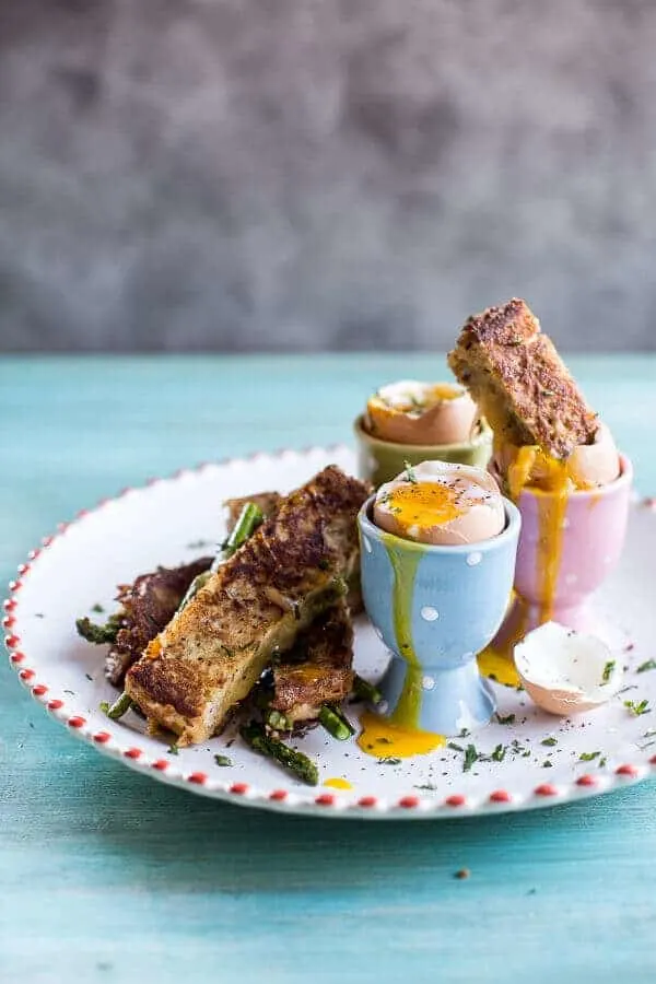 drippy-eggs-with-asparagus-french-toast-grilled-cheese-soldiers.