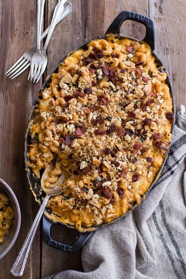 butternut-squash-brussels-sprouts-mac-n'-cheese-with-buttery-bacon-ritz-crackers