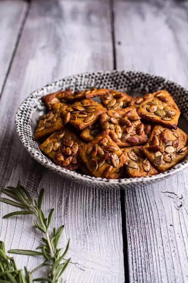 sweet-and-spicy-rosemary-cheddar-gorgonzola-pumpkin-crackers