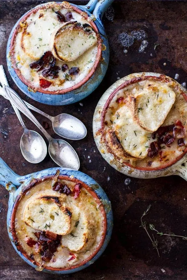 late-summer-corn-and-lobster-french-onion-chowder-with-gruyere-toasties