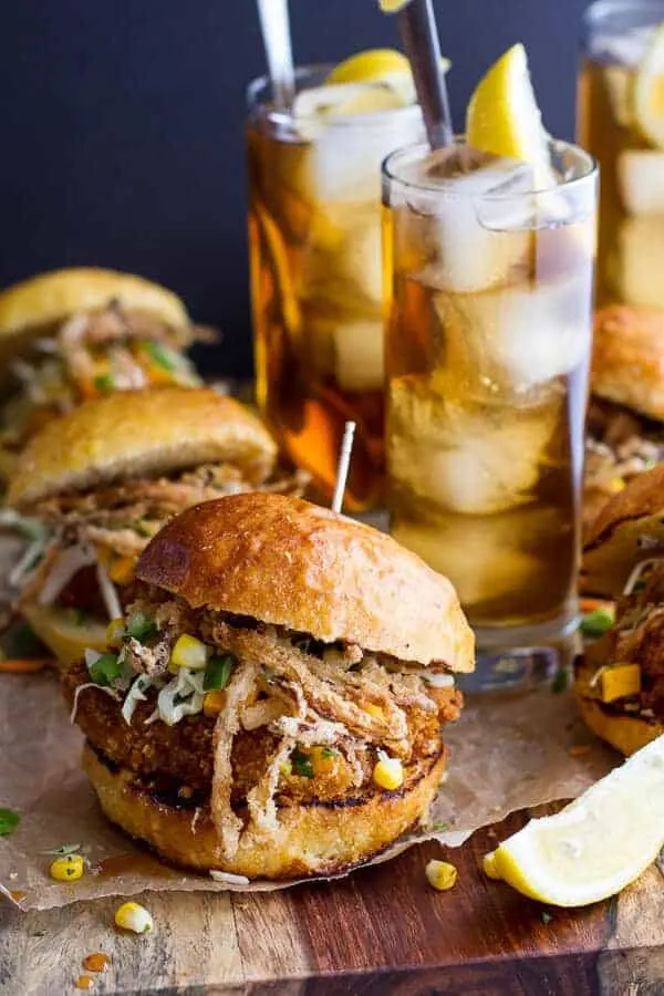 sweet-tea-oven-fried-chicken-sliders-w-jalapeno-cheddar-corn-slaw-crispy-onions.