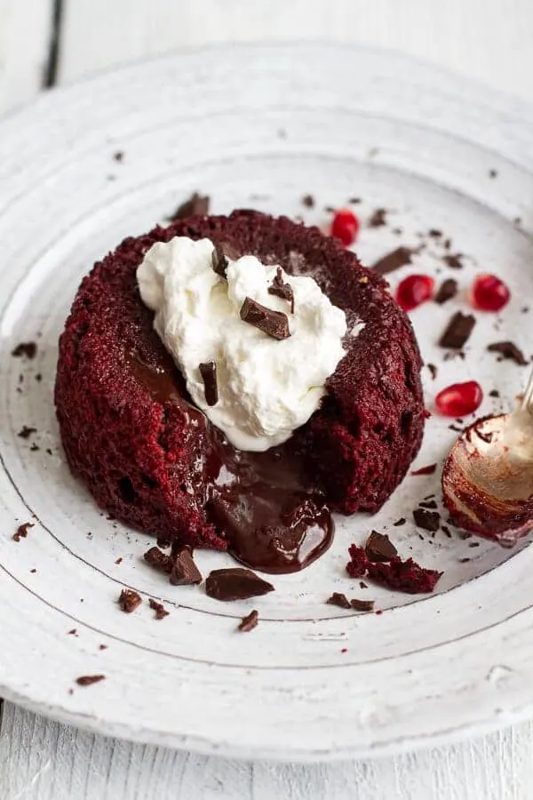 red-velvet-molten-chocolate-lava-cakes-with-chocolate-ganache-center.