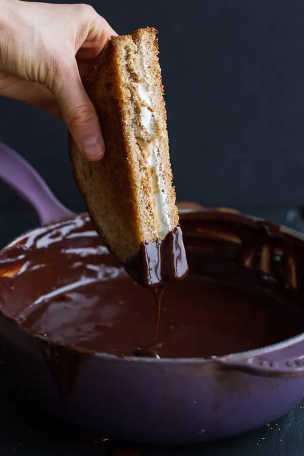 toasted-fluffernutters-with-cabernet-chocolate-fondue