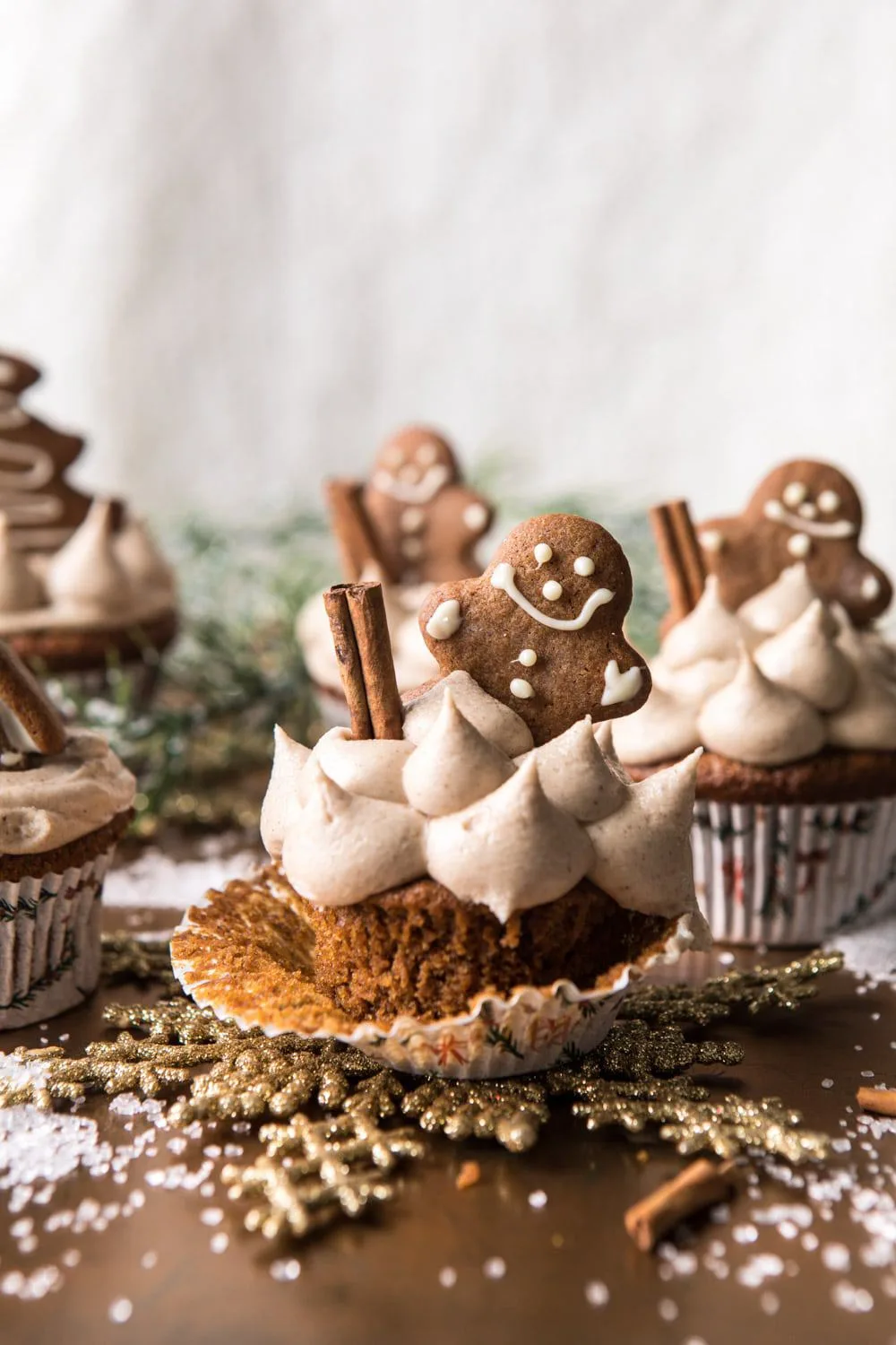 gingerbread-cupcakes-with-cinnamon-browned-butter-buttercream