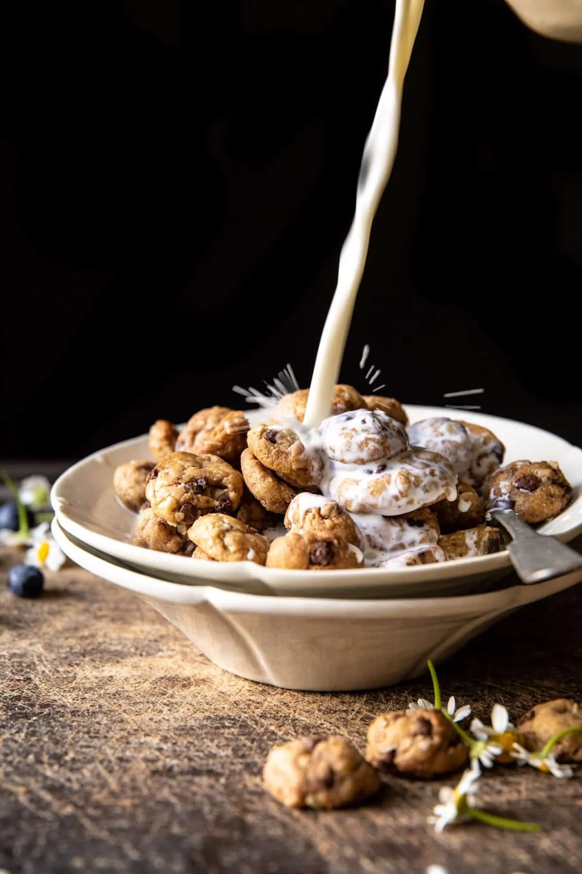 homemade-oatmeal-chocolate-chip-cookie-cereal
