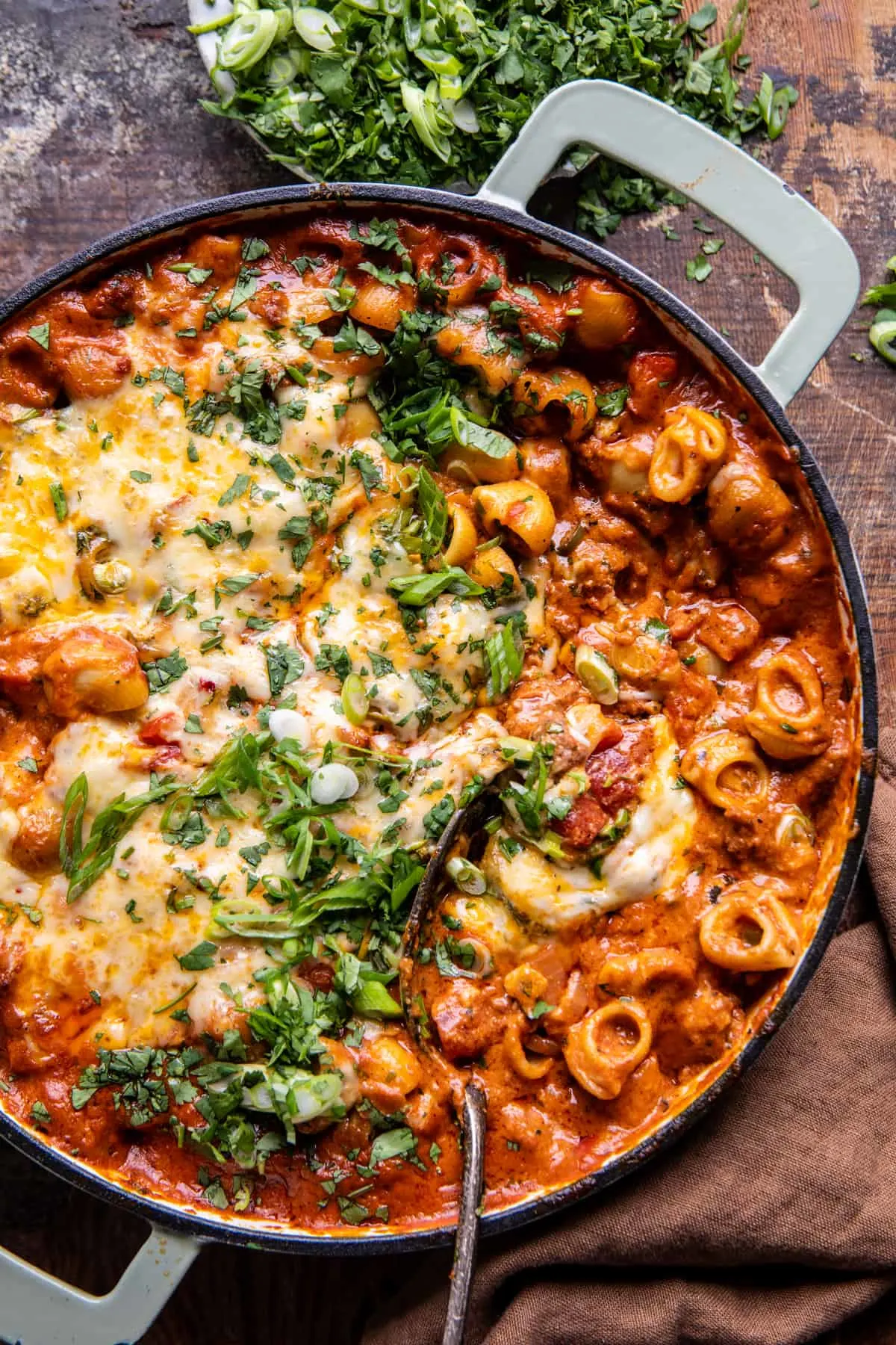 one-pot-chili-mac-and-cheese.