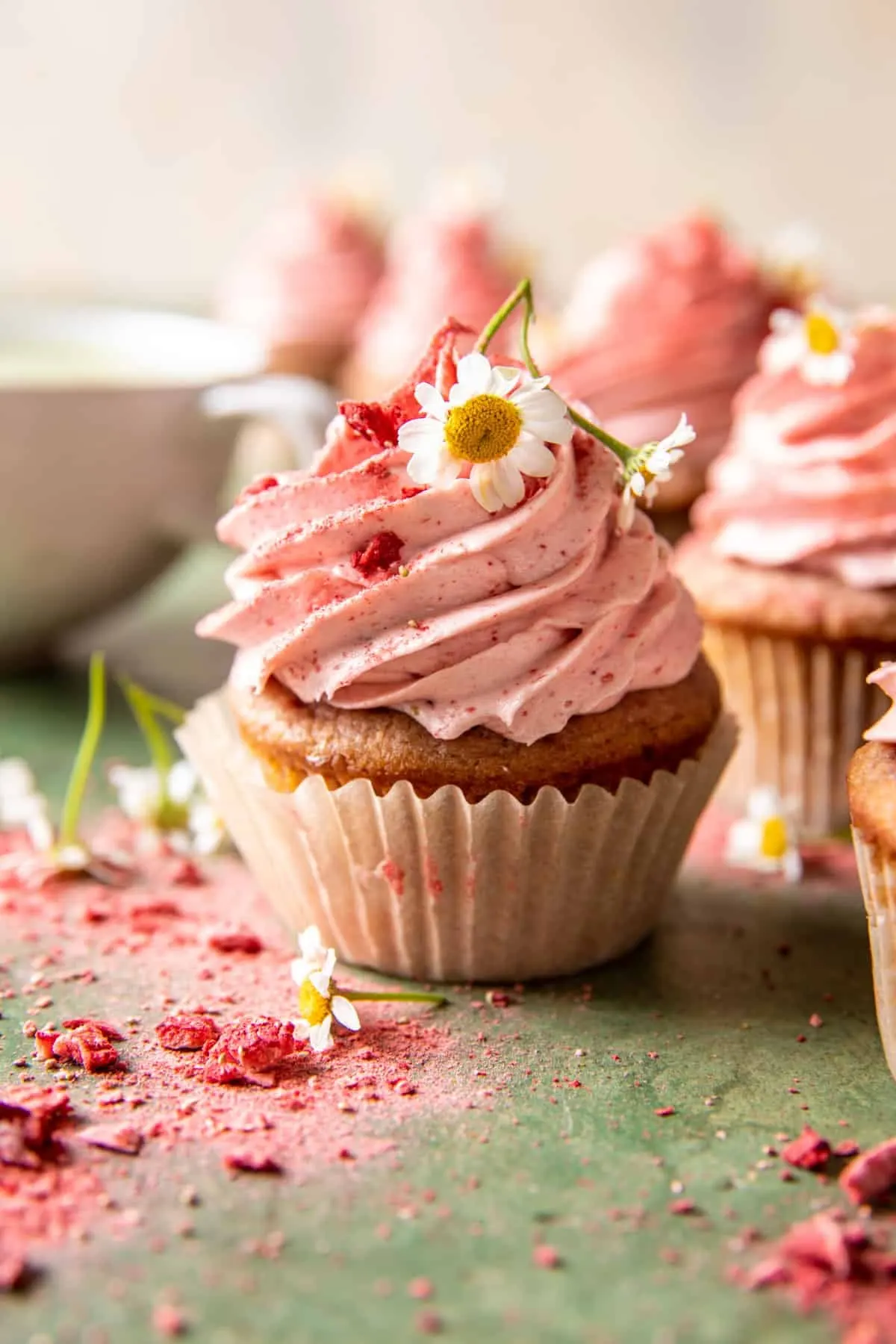 double-strawberry-cupcakes