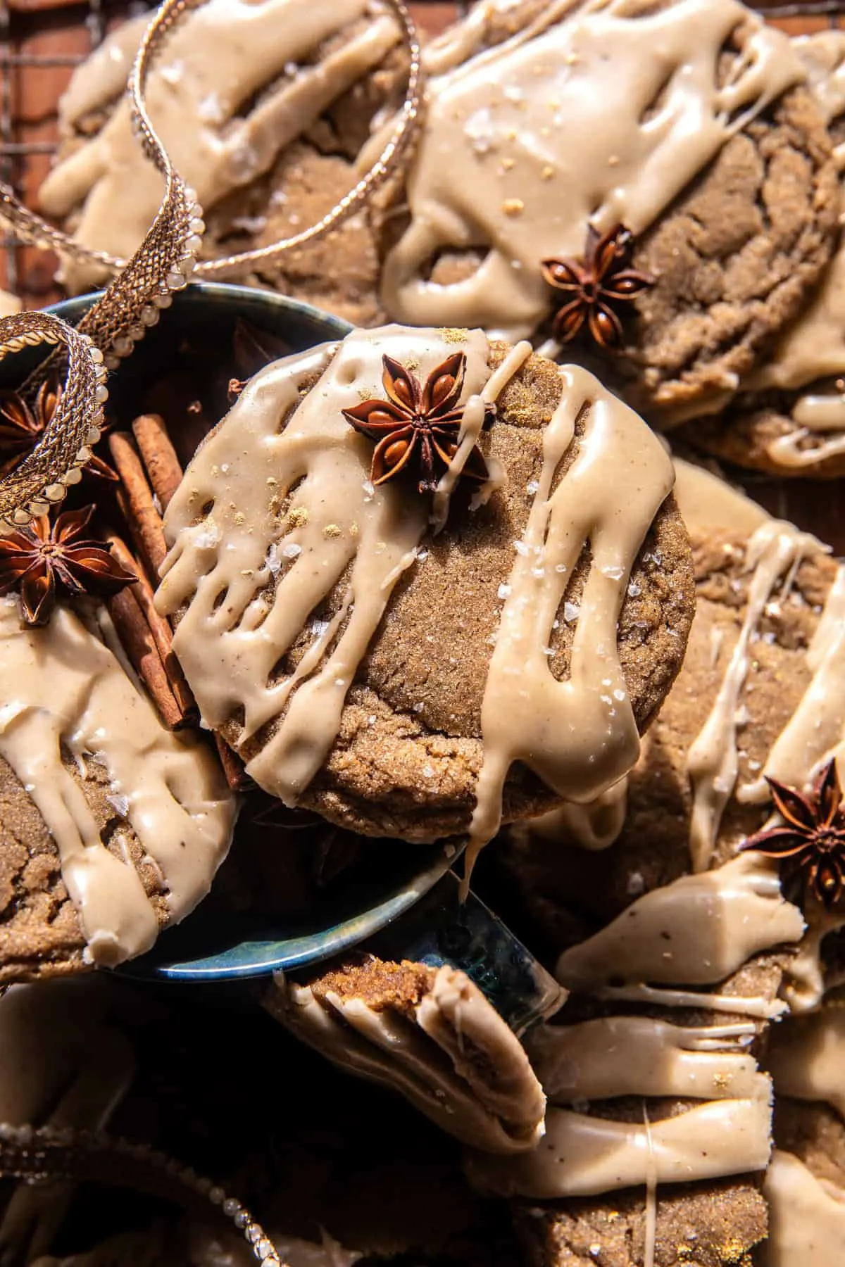 maple-chai-latte-cookies-with-brown-butter-icing