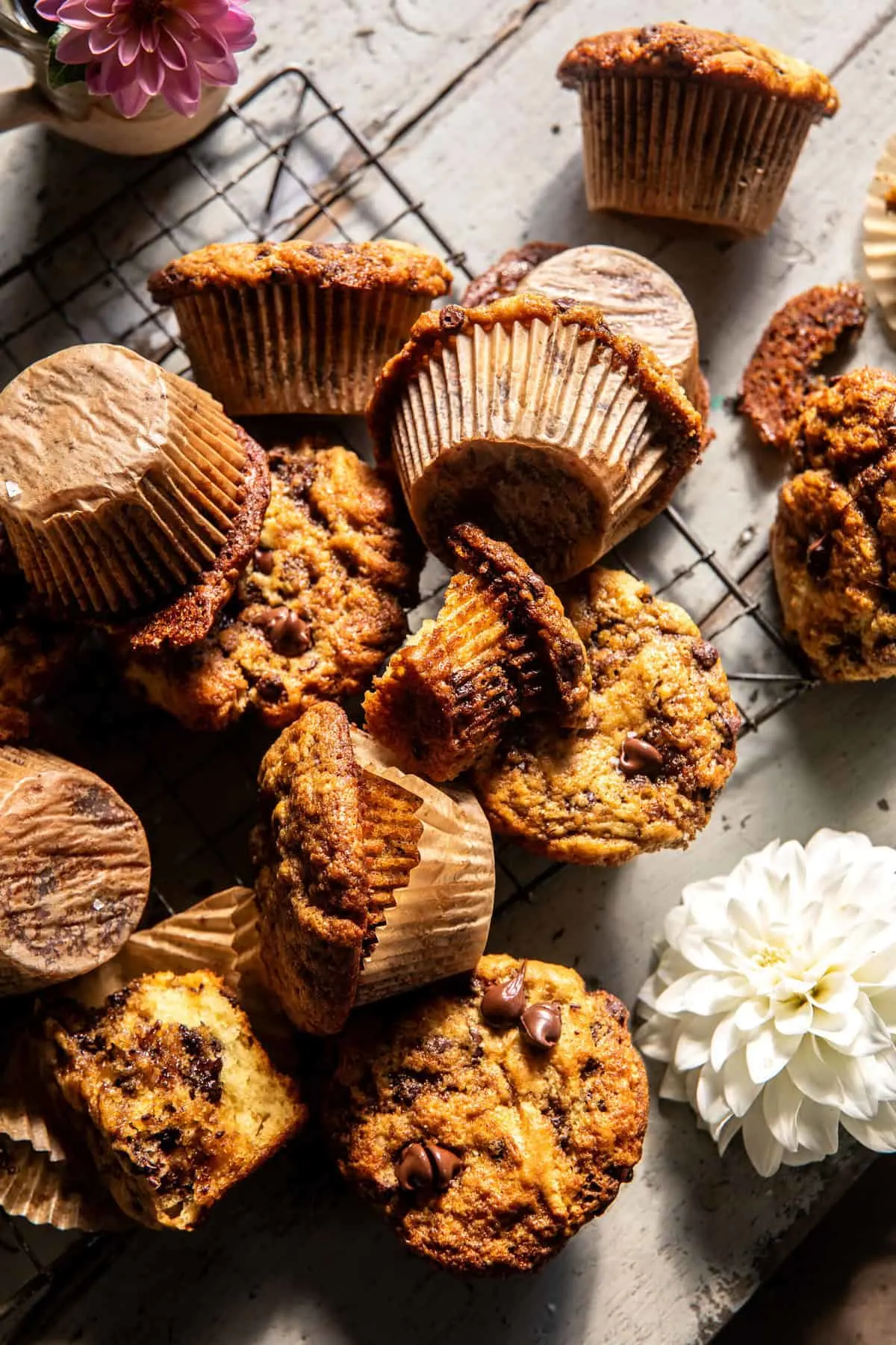 brown-sugar-chocolate-chip-muffins