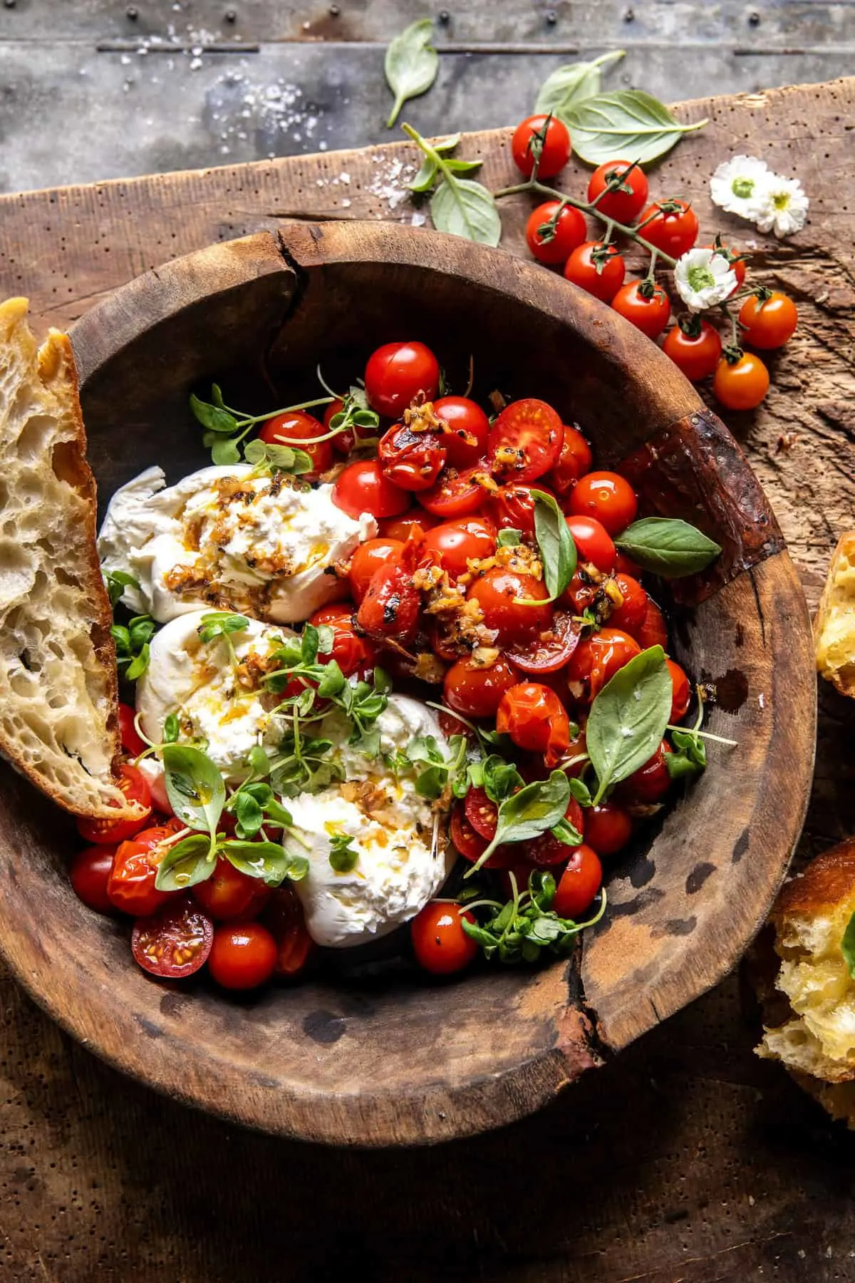 roasted-garlic-tomato-burrata-caprese