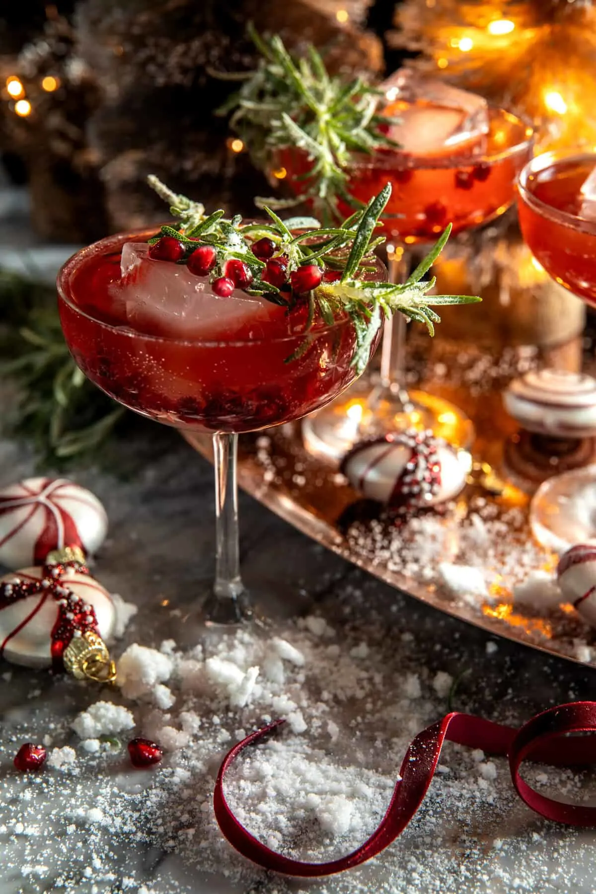 sparkling-mistletoe-cosmo