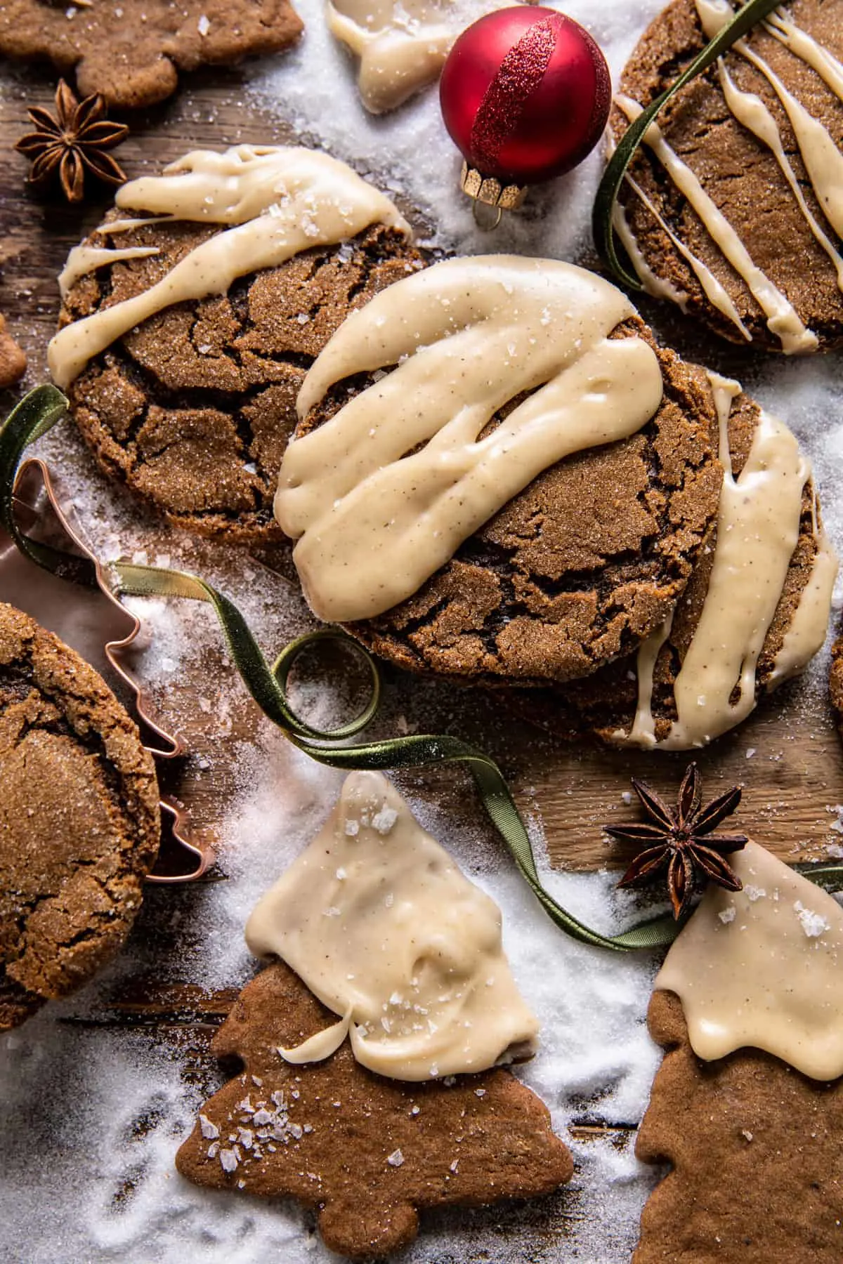 soft-gingerbread-latte-cookies-with-brown-butter-icing