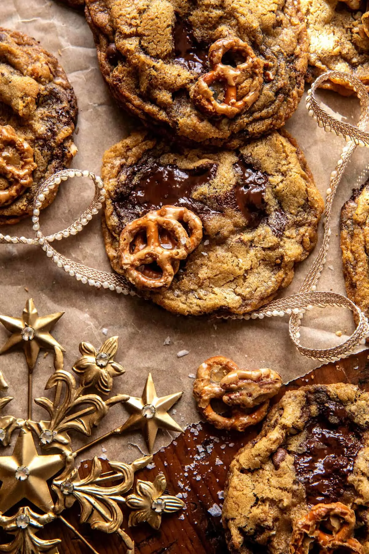 salted-pretzel-praline-cookies