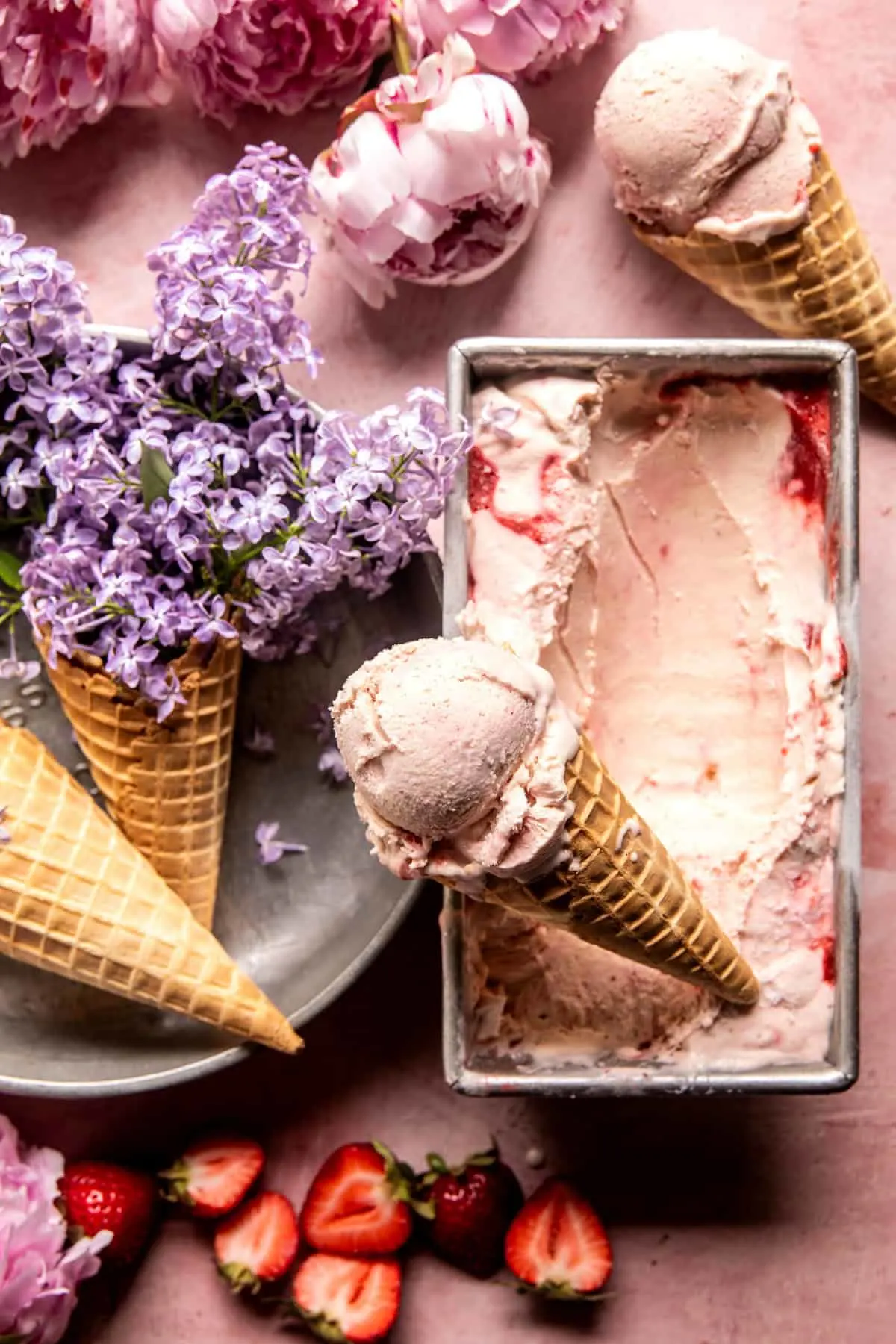 no-churn-strawberry-jam-ice-cream