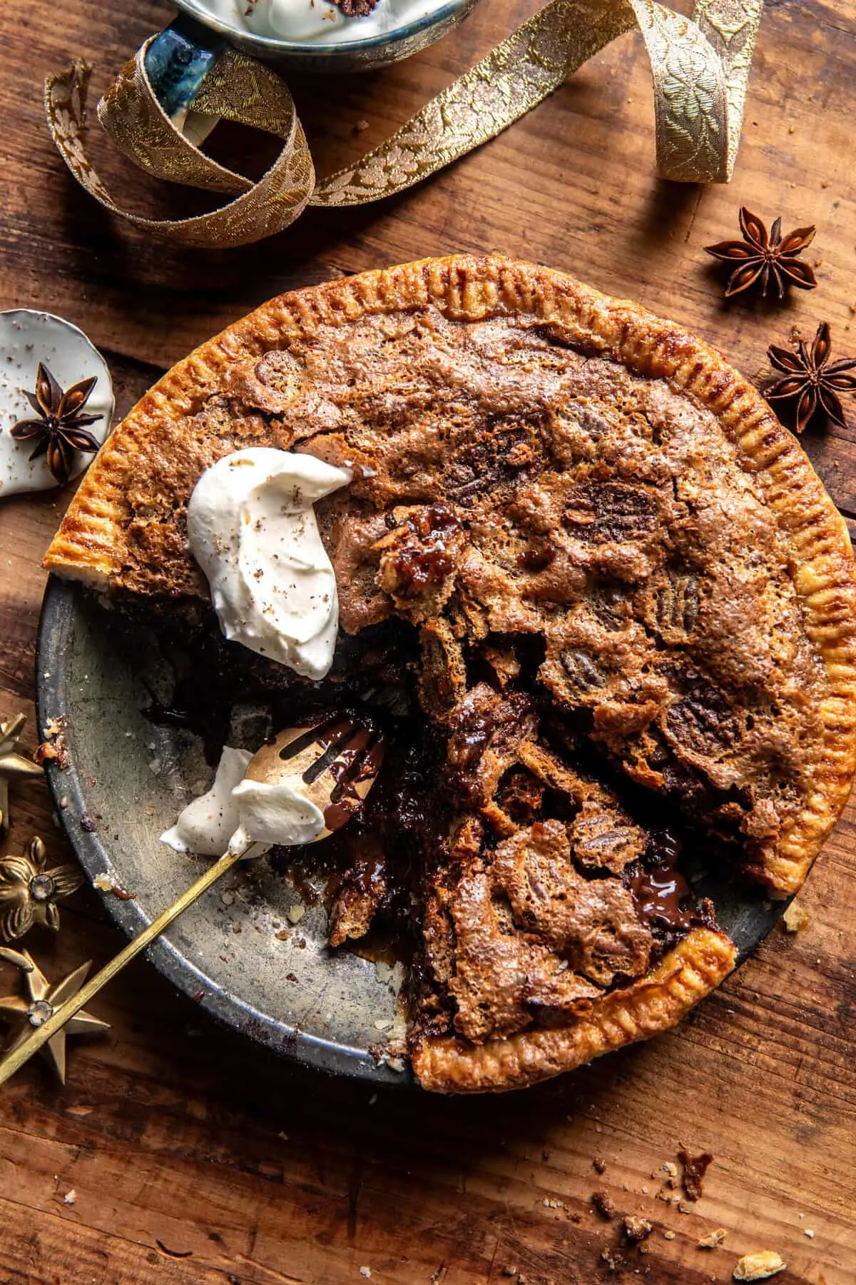 brown-sugar-maple-pecan-cookie-pie
