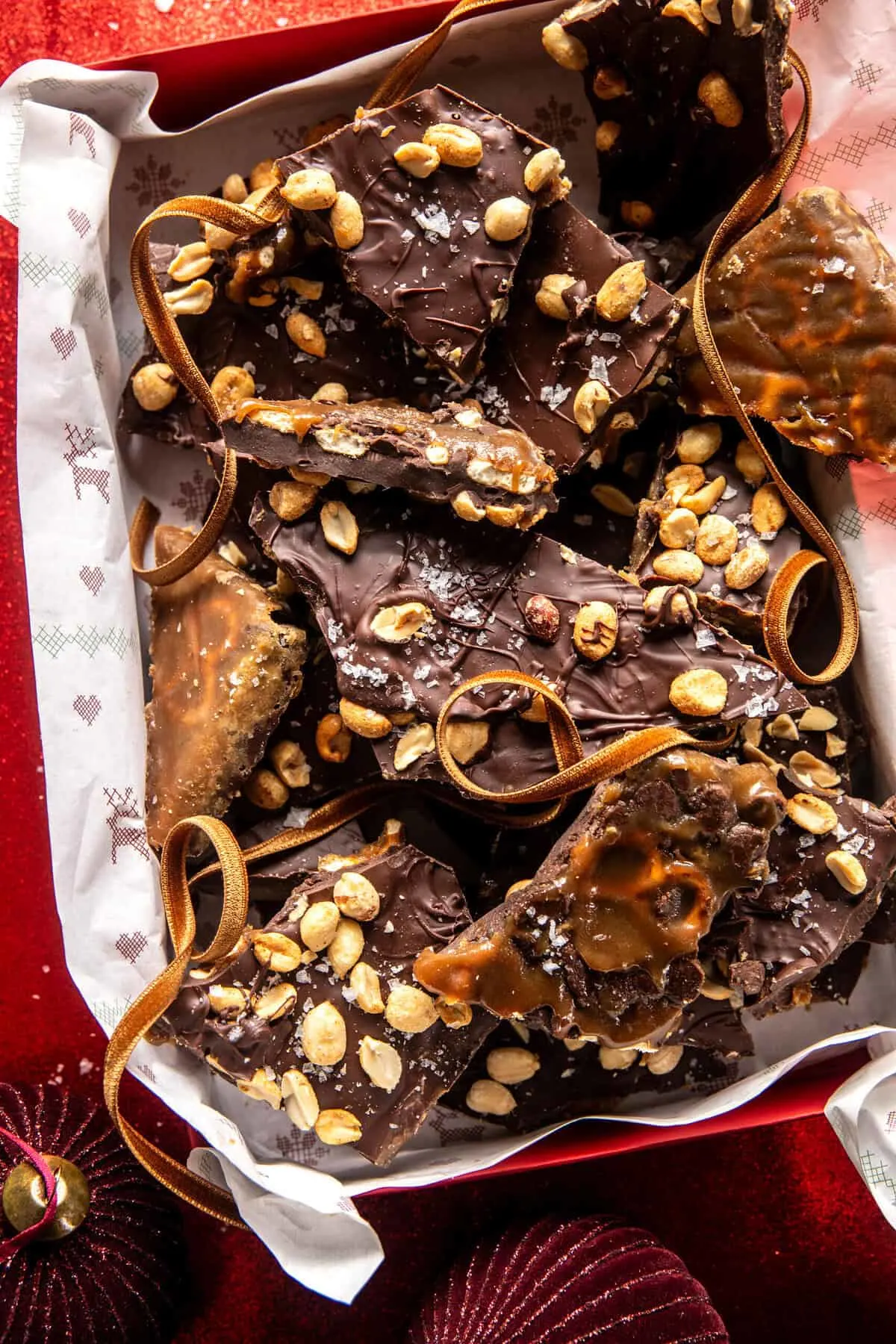 chocolate-pretzel-toffee