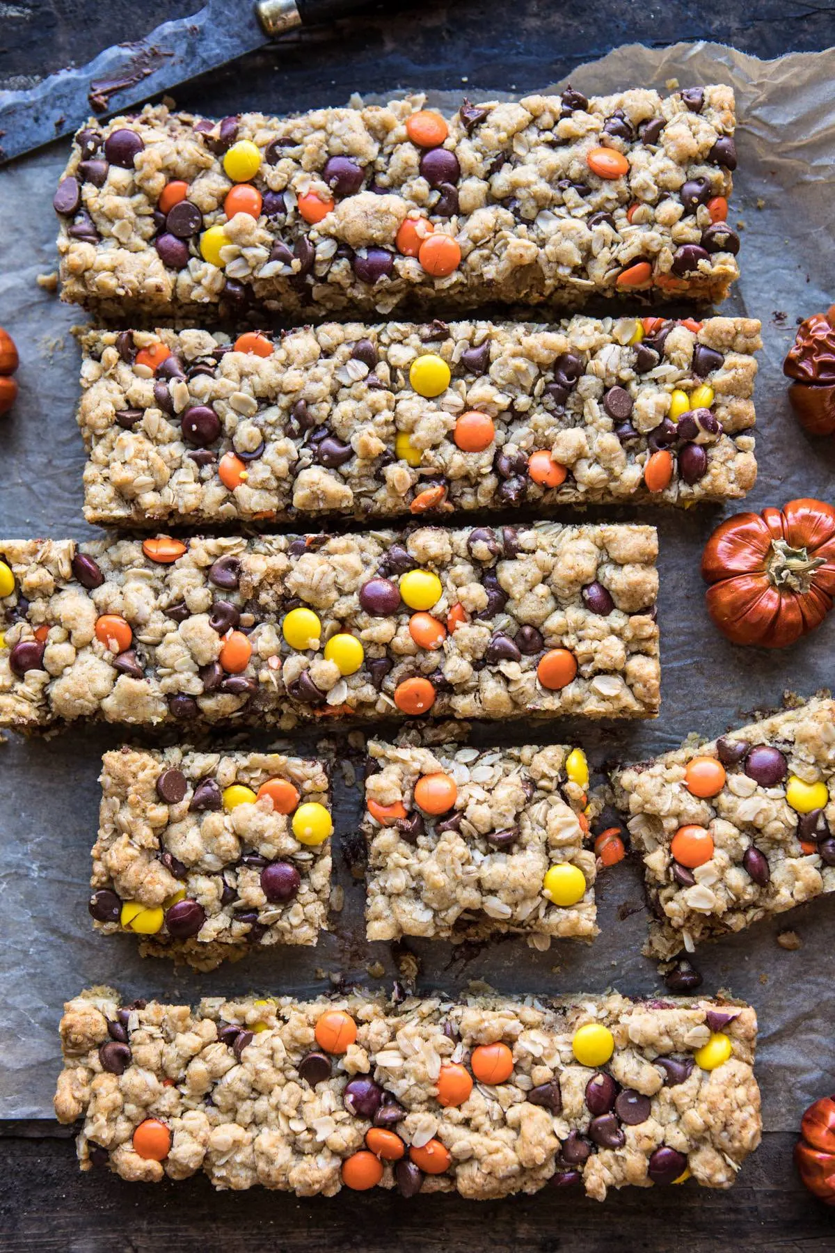 monster-oatmeal-chocolate-chip-cookie-bars