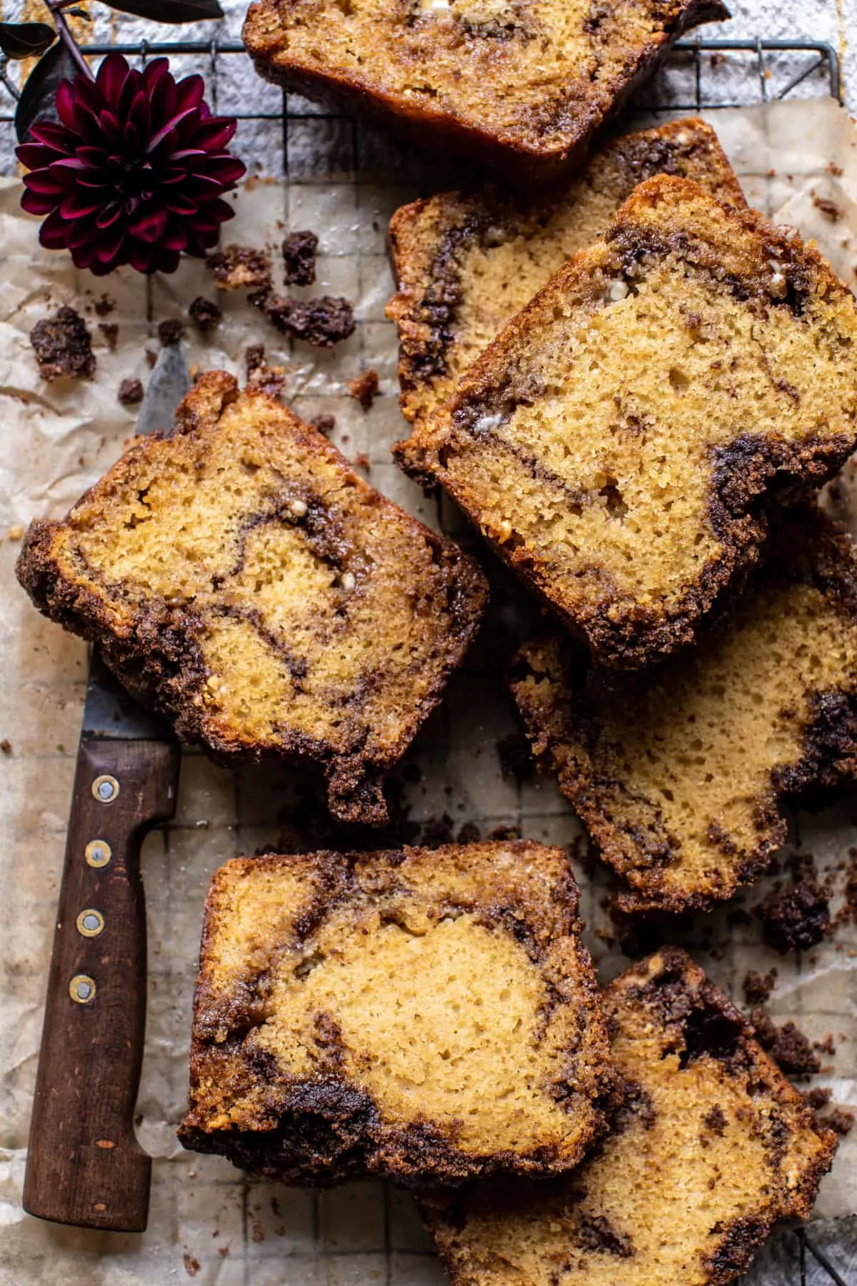 cinnamon-swirl-crunch-quick-bread