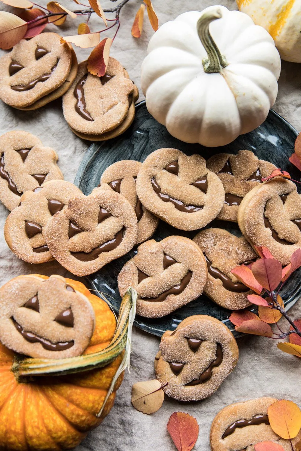 milk-chocolate-stuffed-jack-o'-lantern-cookies