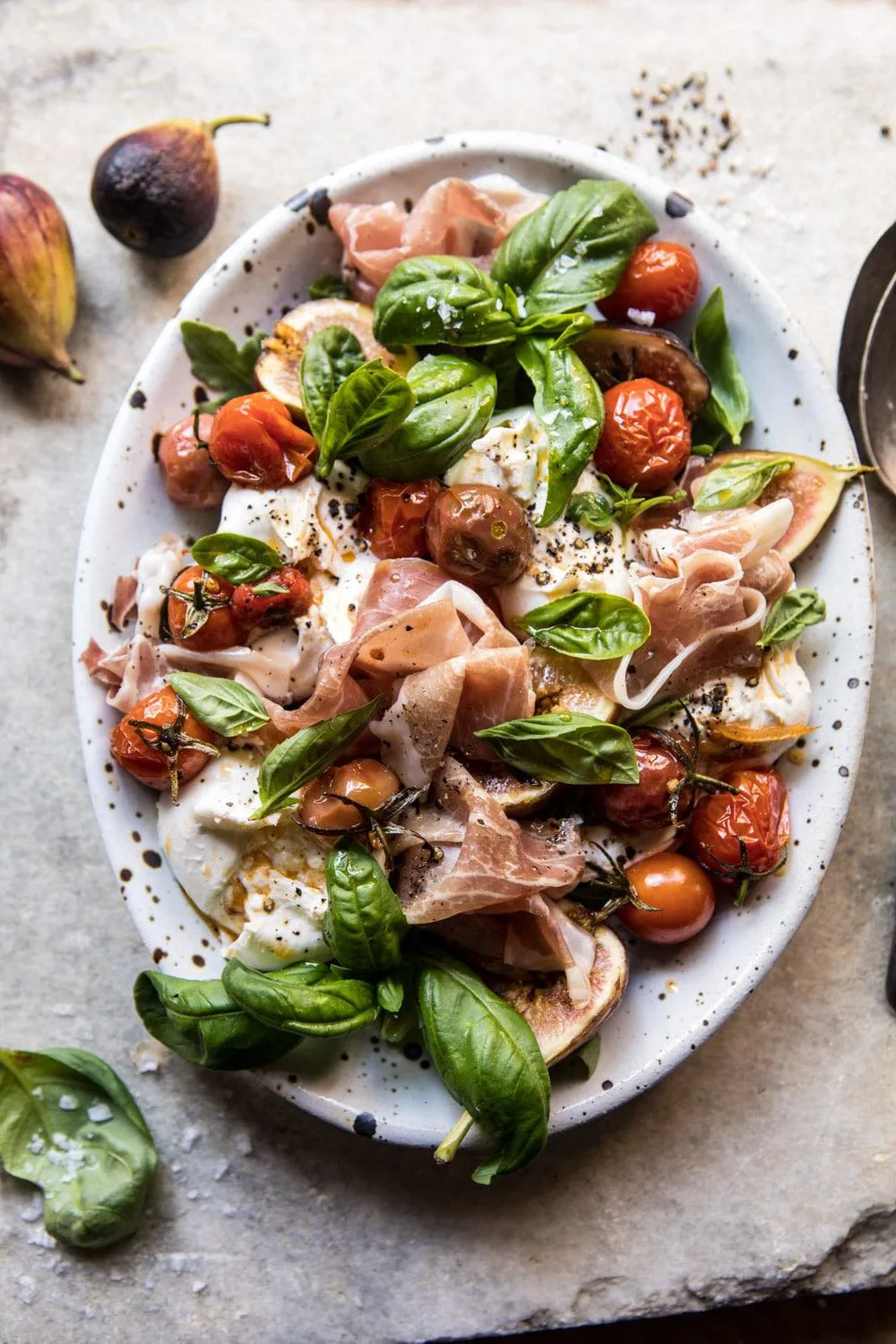 fresh-fig-prosciutto-and-arugula-salad-with-cherry-tomato-vinaigrette
