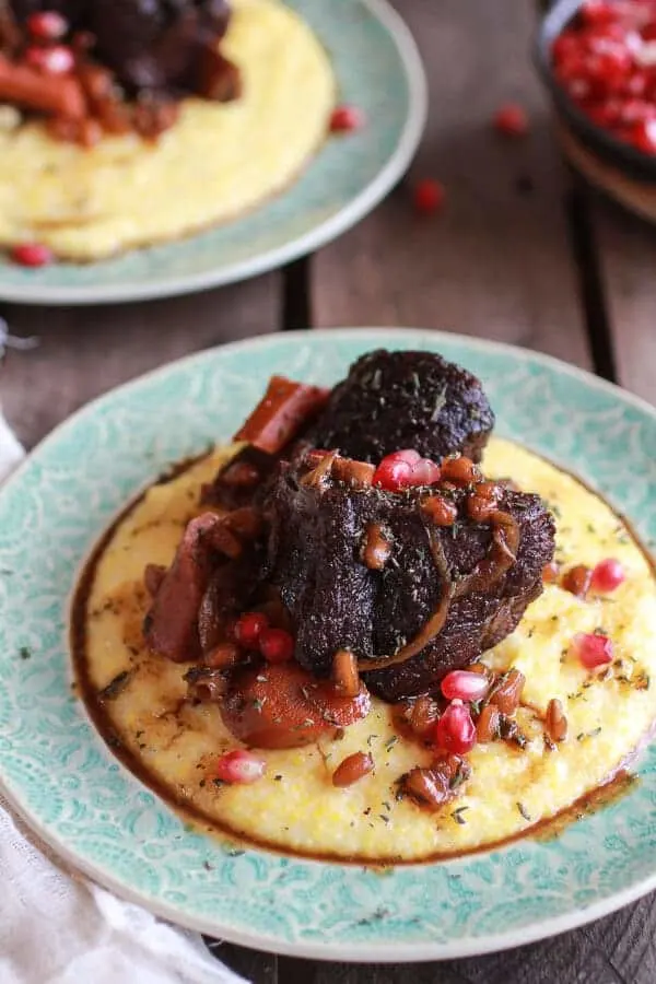 crockpot-sweet-and-sour-pomegranate-short-ribs-with-creamy-mascarpone-polenta