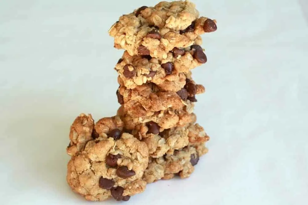 oatmeal-chocolate-chip-cookies