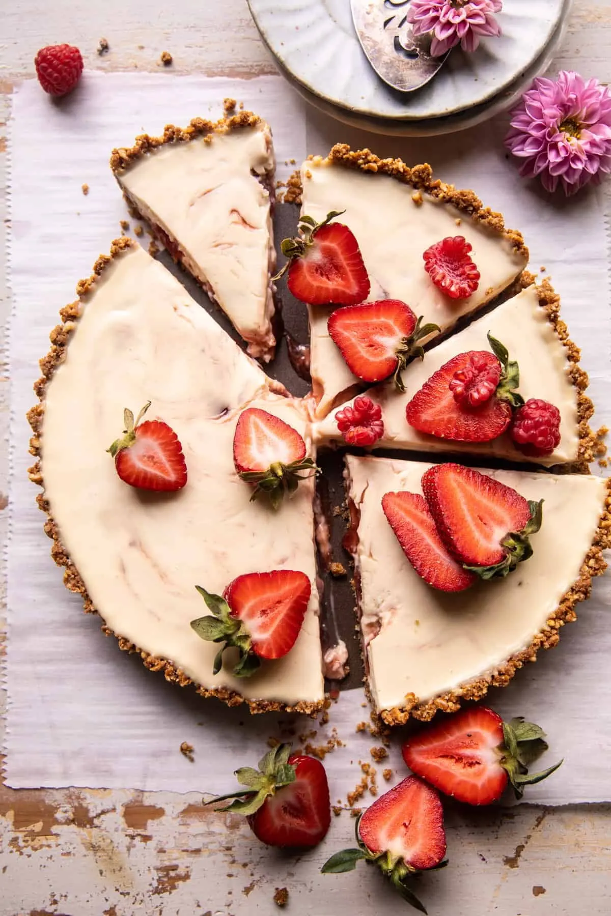 no-fuss-strawberry-cream-pretzel-tart