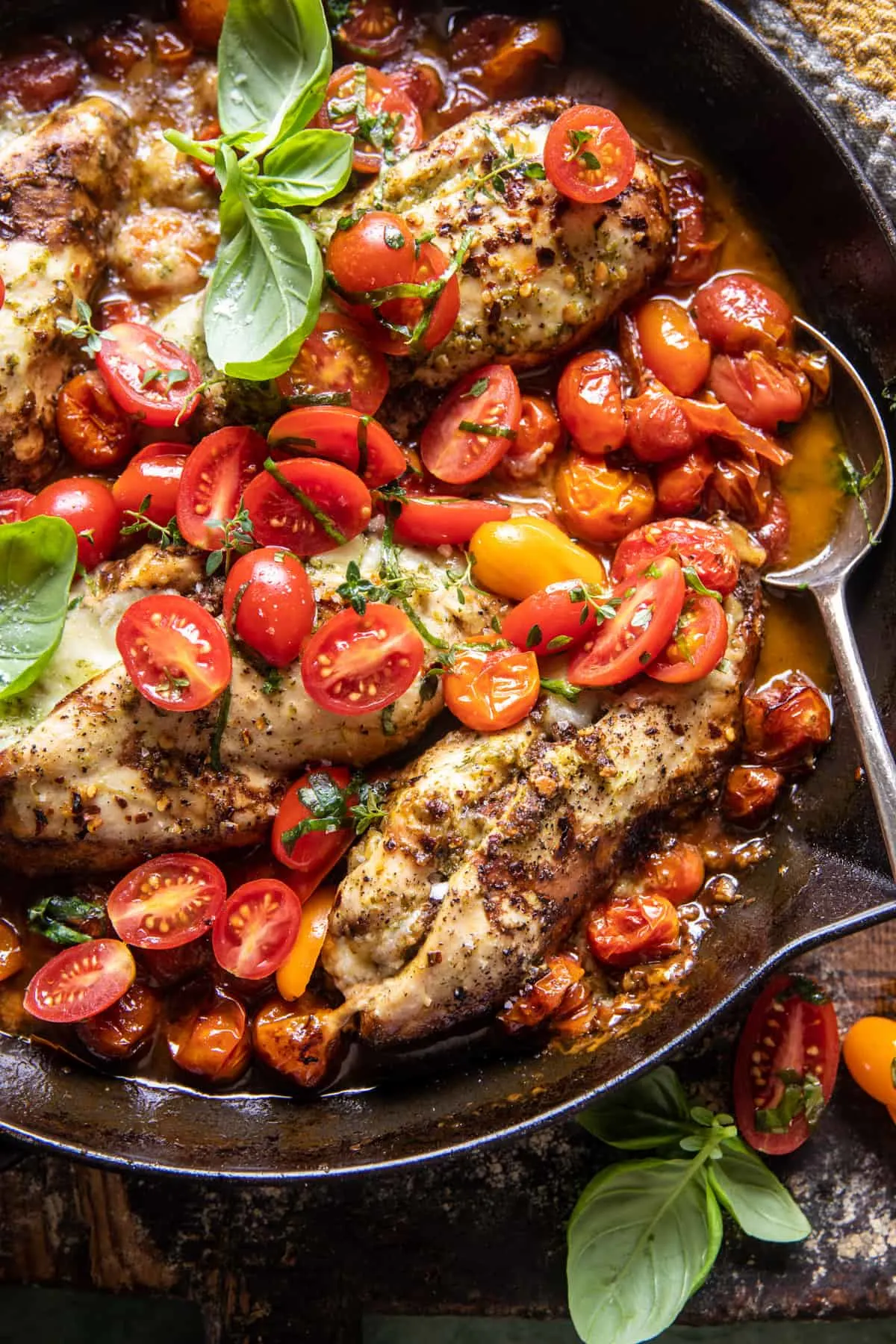 cheesy-tomato-basil-stuffed-chicken
