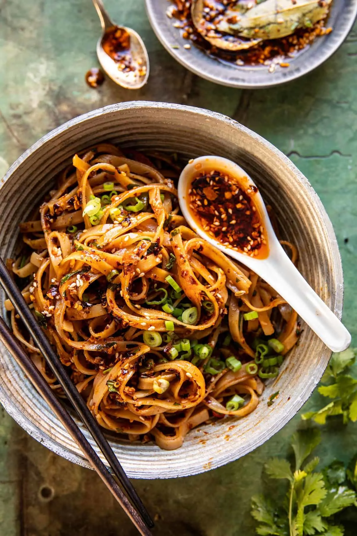 crispy-sesame-garlic-chili-oil-noodles