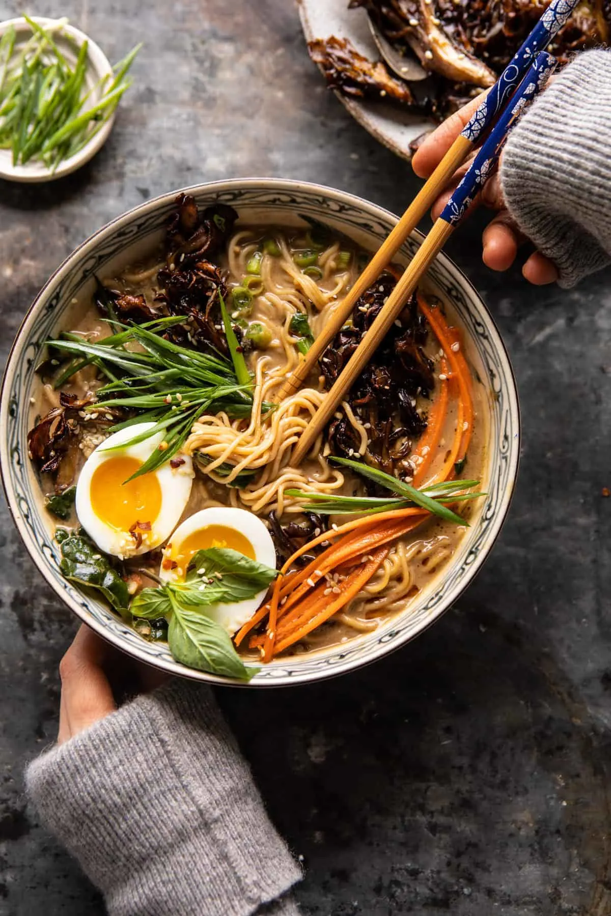 30-minute-creamy-sesame-miso-ramen-with-crispy-mushrooms.