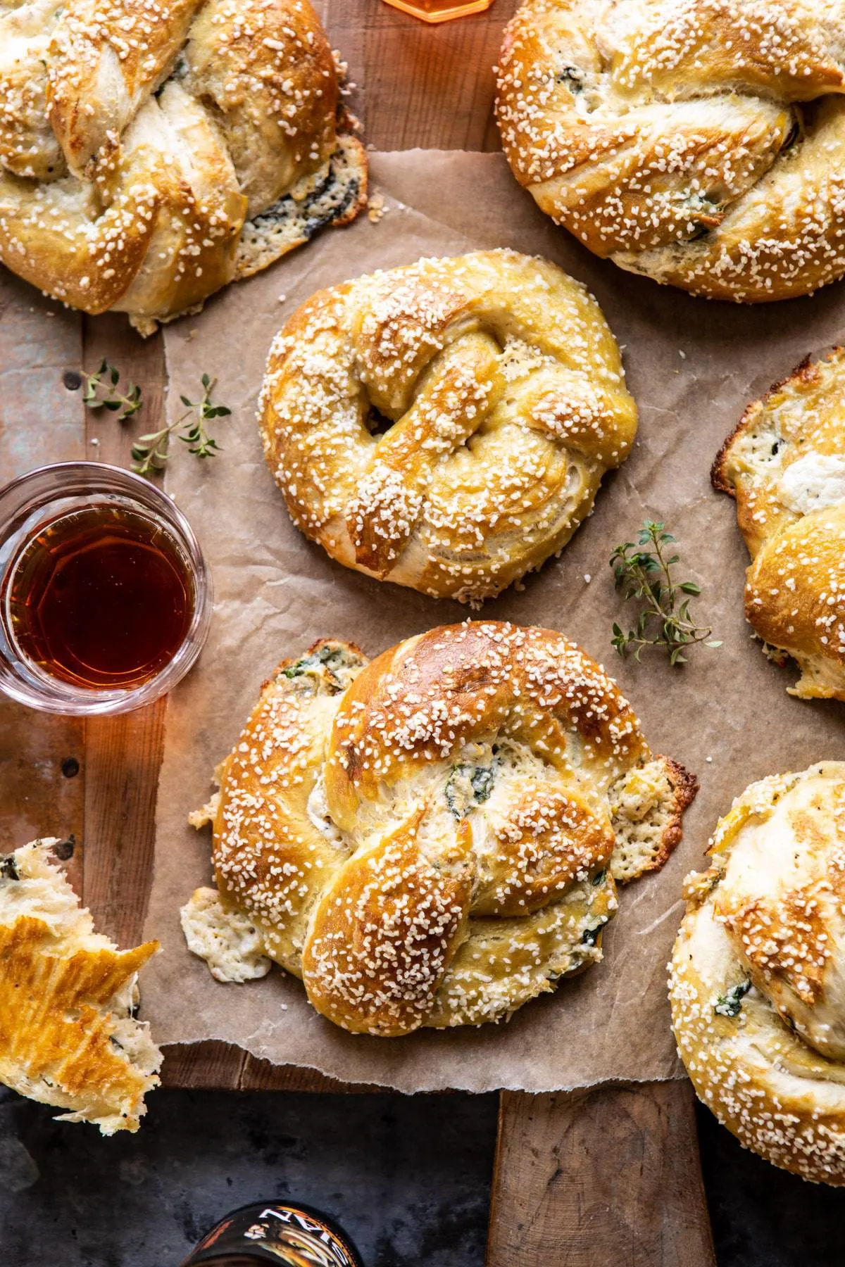 spinach-and-artichoke-stuffed-soft-pretzels.