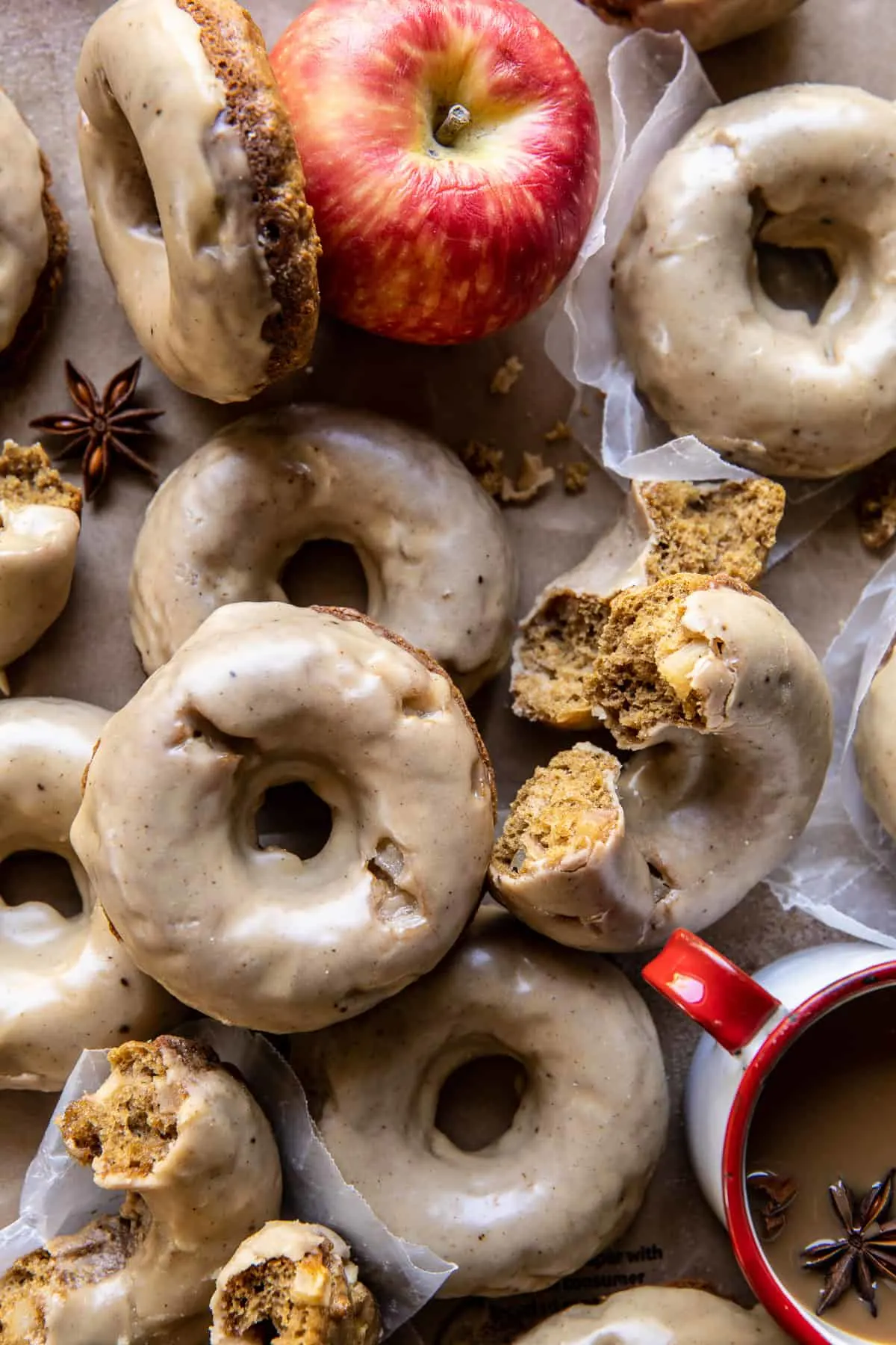 baked-apple-cider-doughnuts-with-cinnamon-maple-glaze