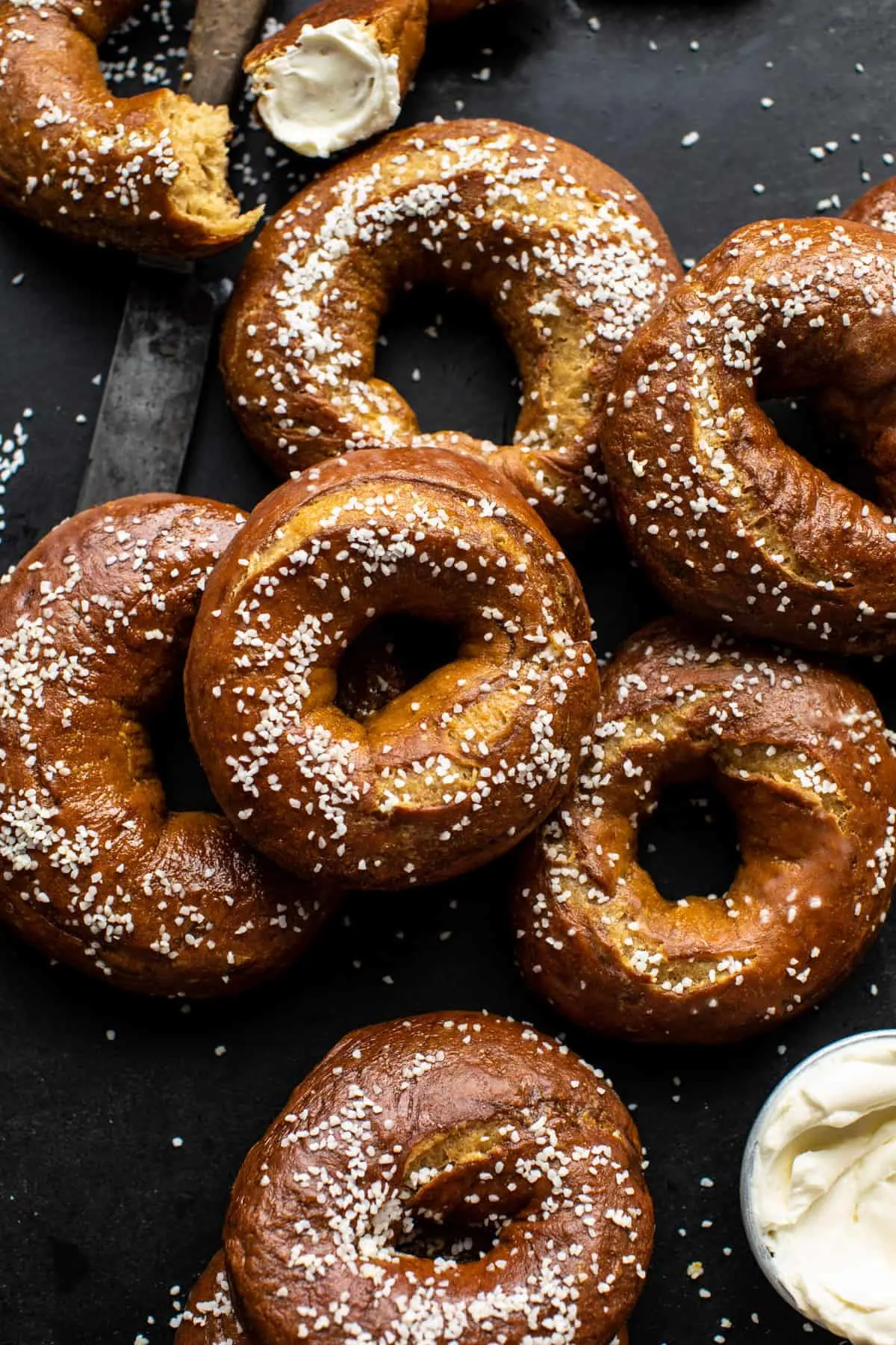 homemade-pretzel-bagels