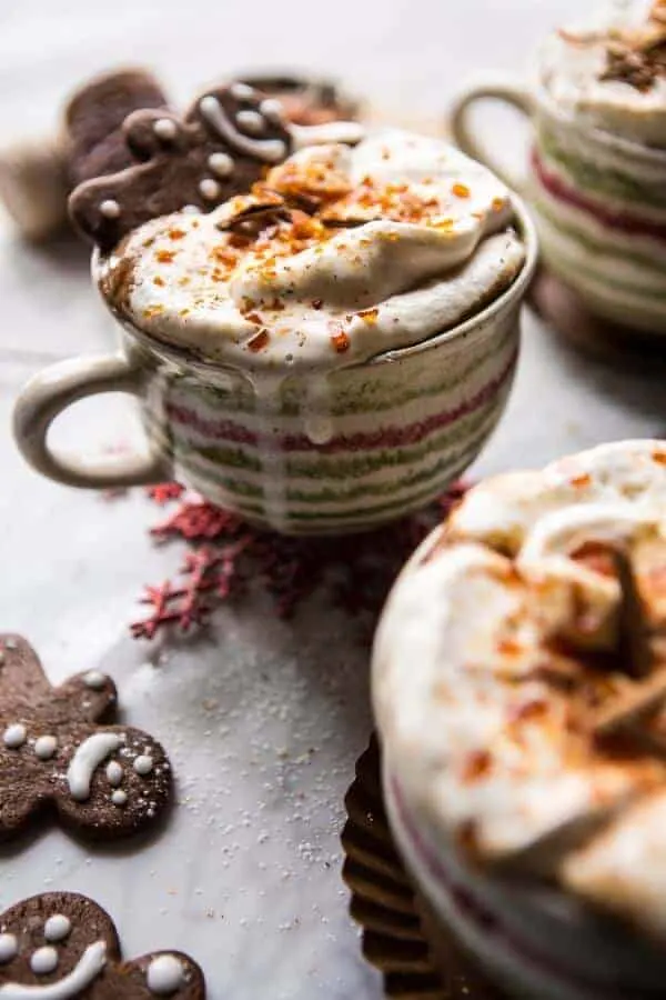 gingerbread-latte-with-salted-caramel-sugar.