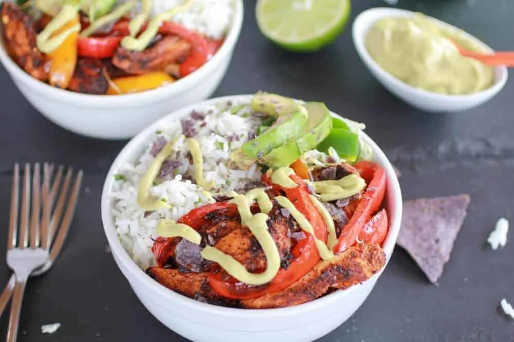 fiesta-chicken-cilantro-lime-rice-fajita-bowl-with-avocado-chipotle-crema.